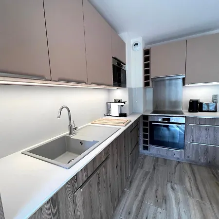Ours Polaire Bel Village Et Pistes Apartment *